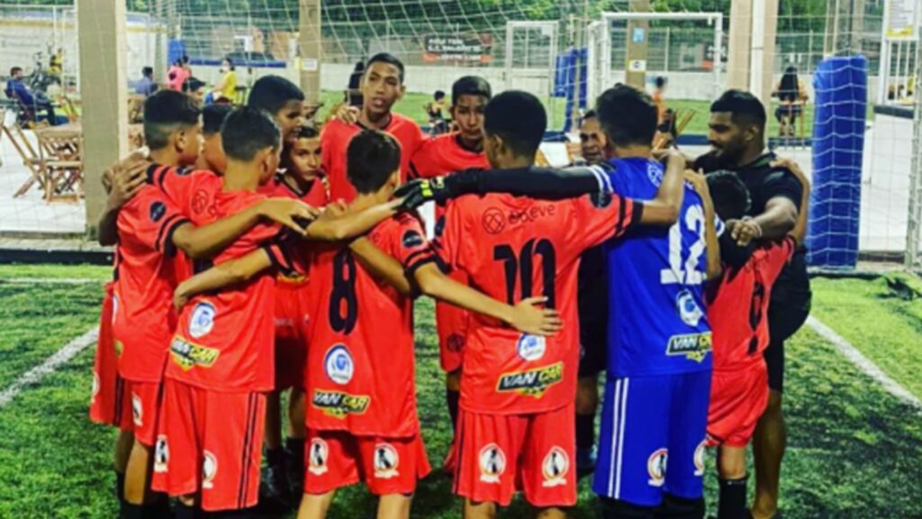 Registro de ESCOLINHA DO CAMPEÃO PFJ