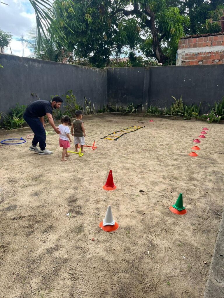 Registro de Movimento que Ensina: Circuito Psicomotor na Primeira Infância